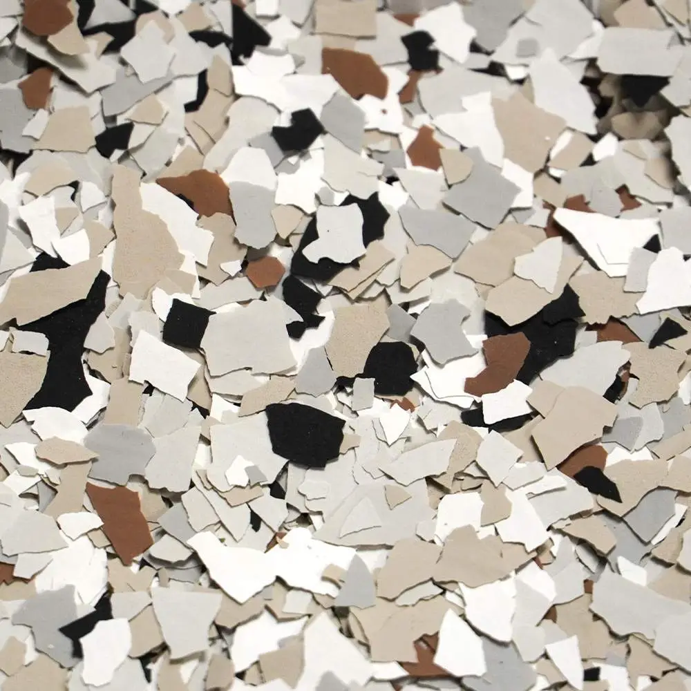 California Grey flake colour sample with cream, tan, brown, black and white chips